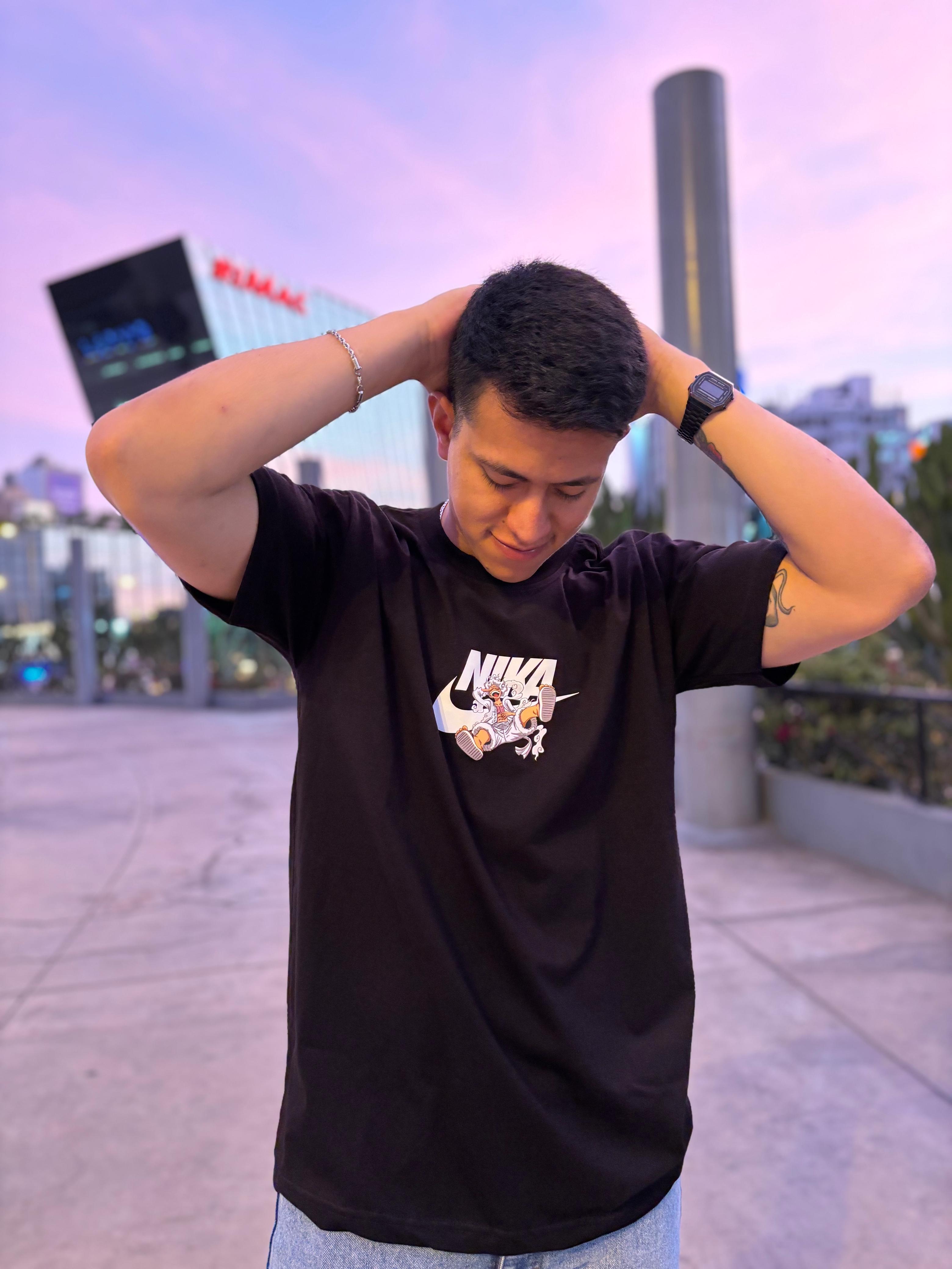 Polo One Piece - Nika color Negro