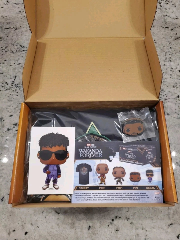 Funko Box Marvel Collector Corps - Wakanda Forever (Talla L)