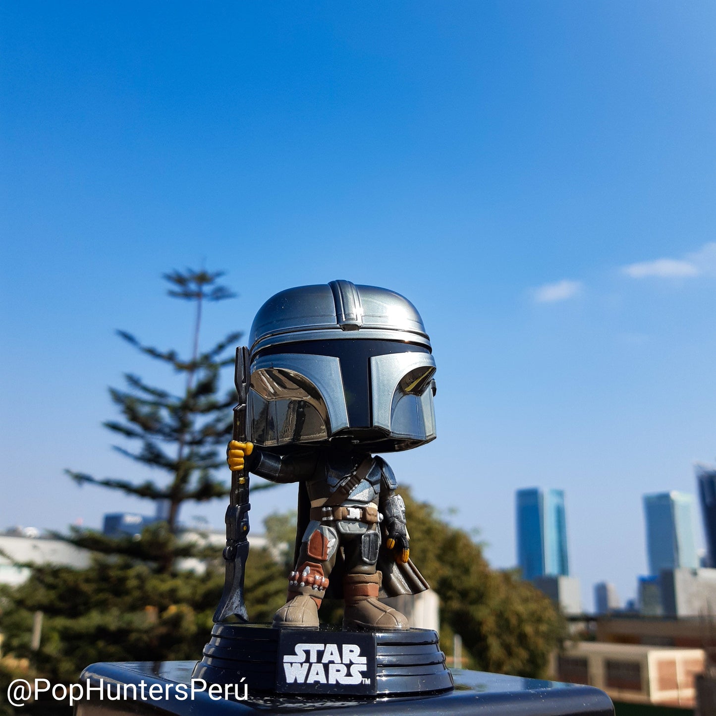 Funko Pop! The Mandalorian - The Mandalorian Cromado exclusivo de Amazon #345